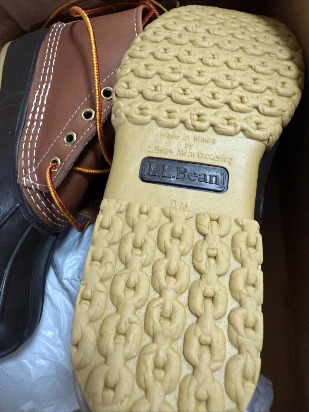 L.L. Bean 6 bean boots  Men size 8 Two-Tone Leather Duck Boots in Tan and Brown